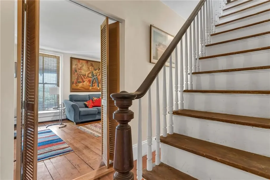 41 Lippitt Avenue Warwick RI 02889
