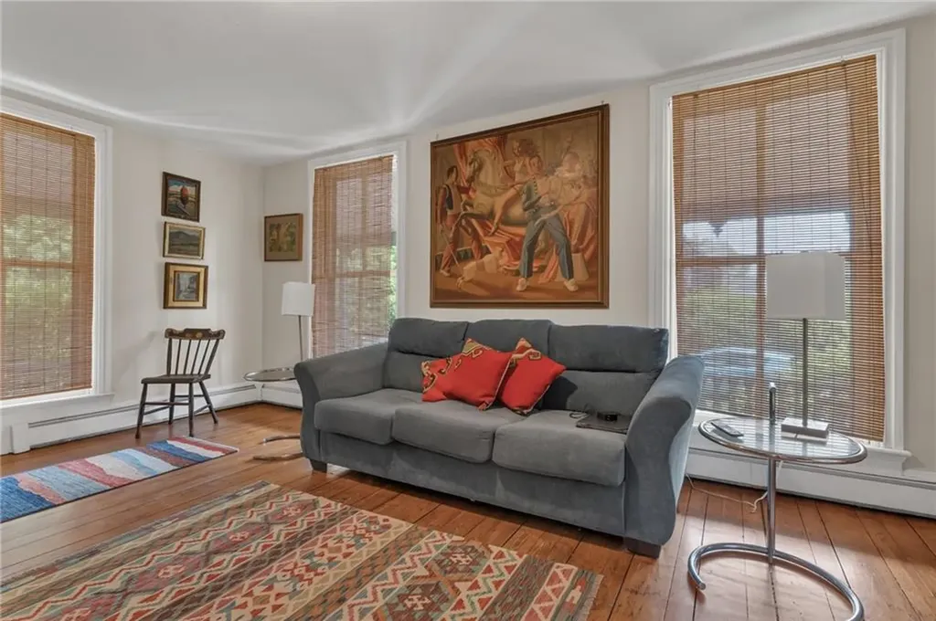 41 Lippitt Avenue Warwick RI 02889