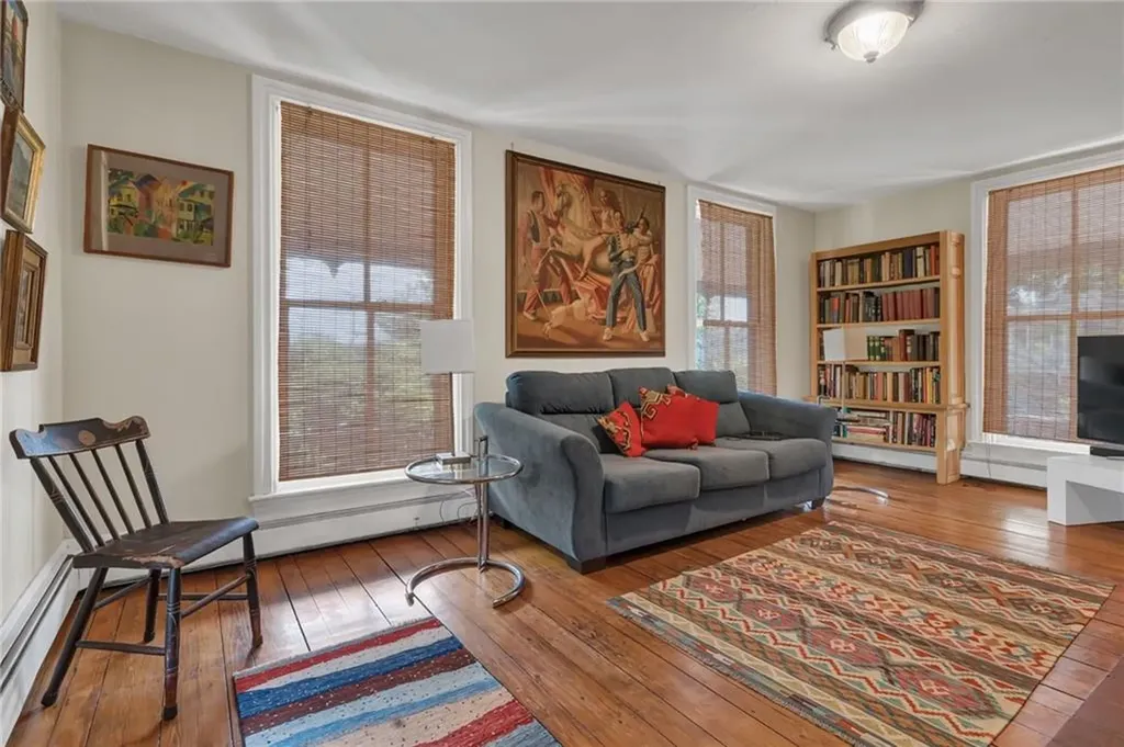41 Lippitt Avenue Warwick RI 02889