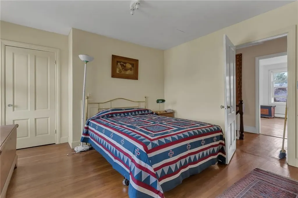 41 Lippitt Avenue Warwick RI 02889