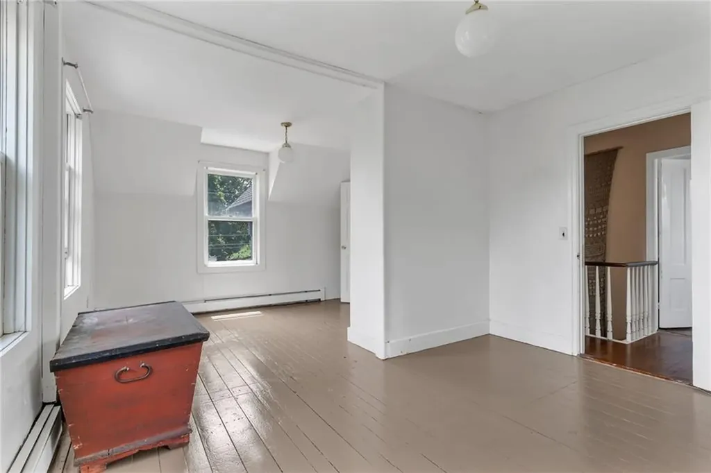 41 Lippitt Avenue Warwick RI 02889