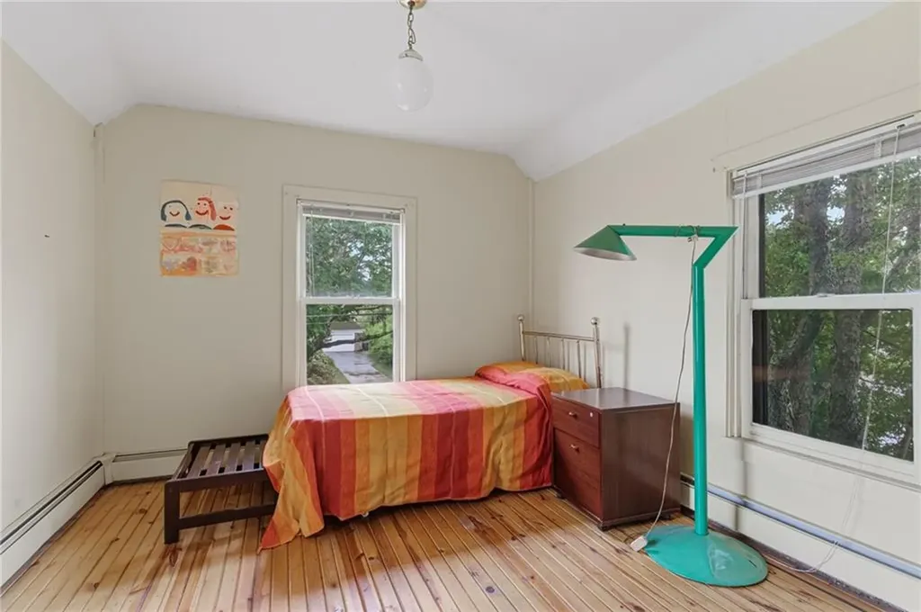 41 Lippitt Avenue Warwick RI 02889