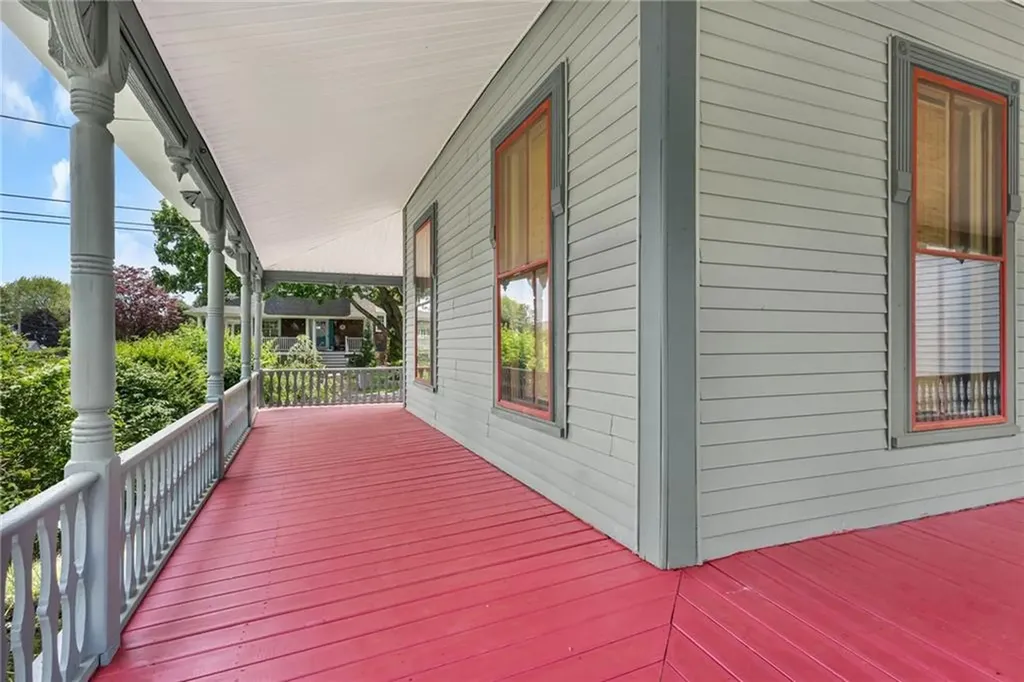 41 Lippitt Avenue Warwick RI 02889