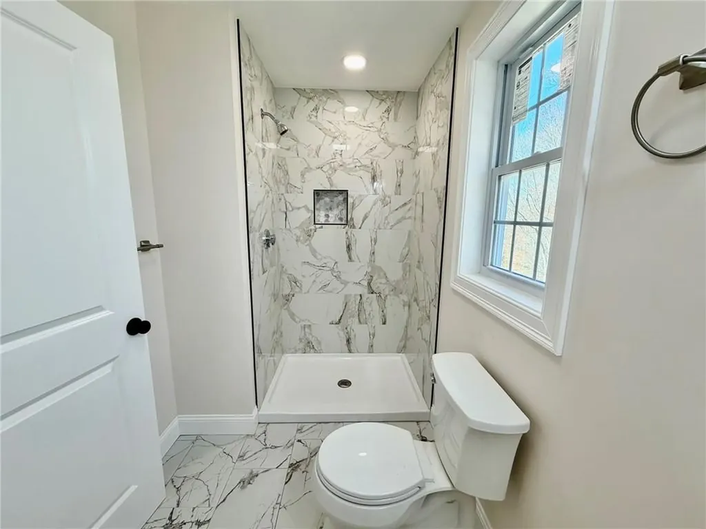 378 Gauthier Drive Woonsocket RI 02895