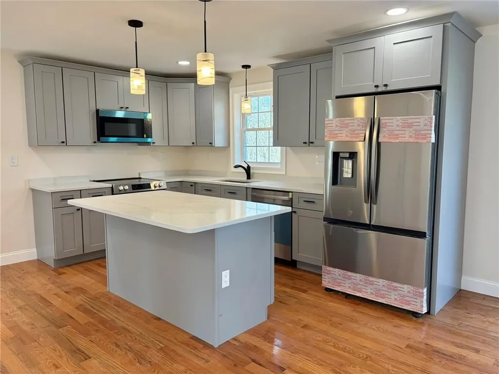 378 Gauthier Drive Woonsocket RI 02895