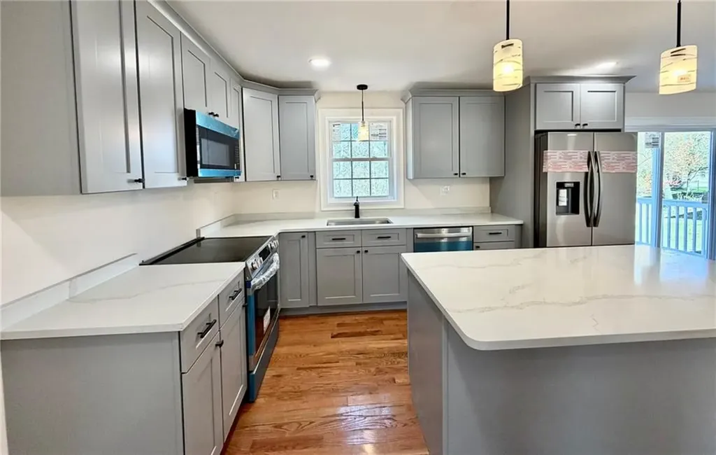 378 Gauthier Drive Woonsocket RI 02895