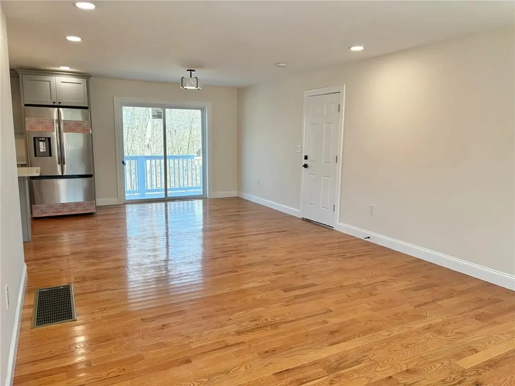 378 Gauthier Drive Woonsocket RI 02895