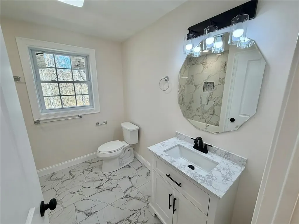 378 Gauthier Drive Woonsocket RI 02895