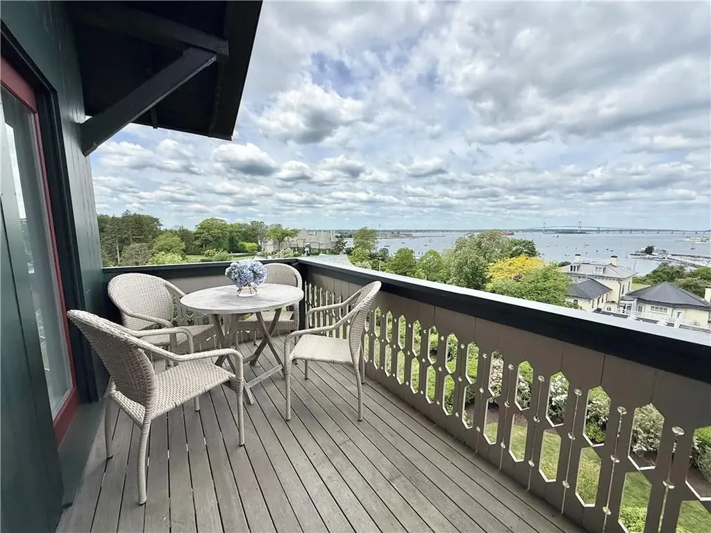 35 Chastellux Avenue Newport RI 02840