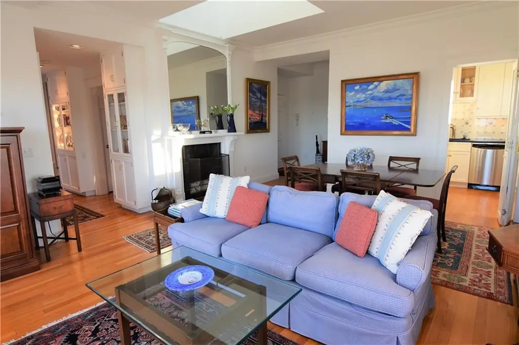 35 Chastellux Avenue Newport RI 02840