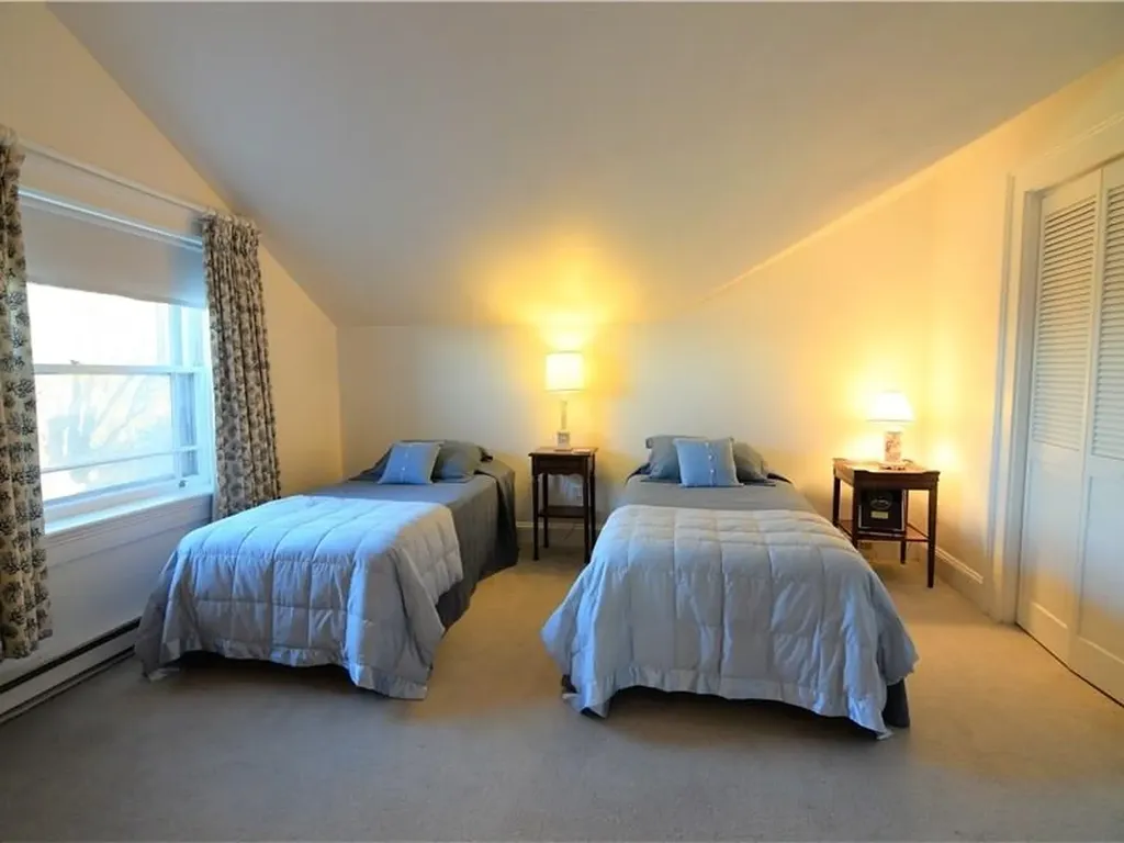 35 Chastellux Avenue Newport RI 02840