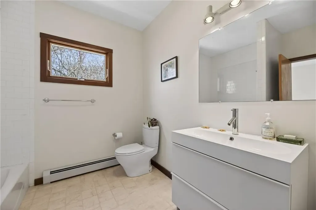 85 Gounod Road Westerly RI 02891
