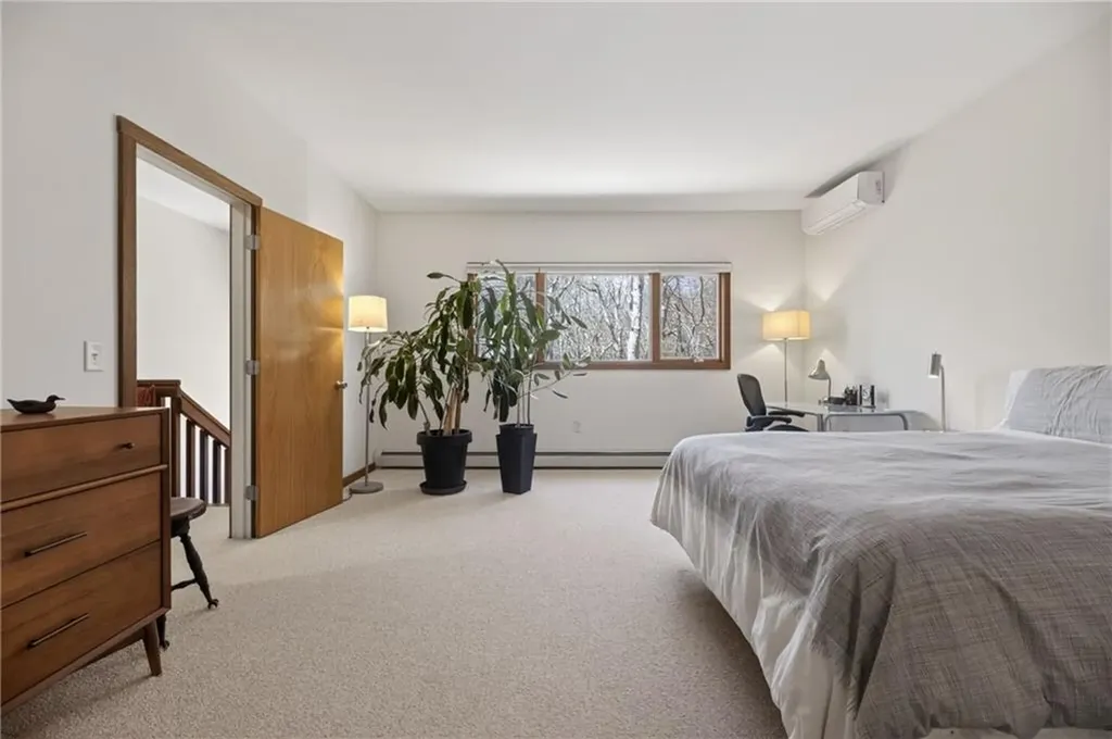 85 Gounod Road Westerly RI 02891