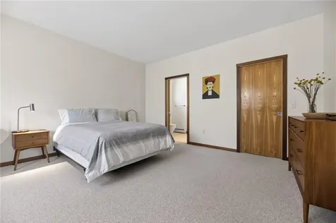 85 Gounod Road Westerly RI 02891