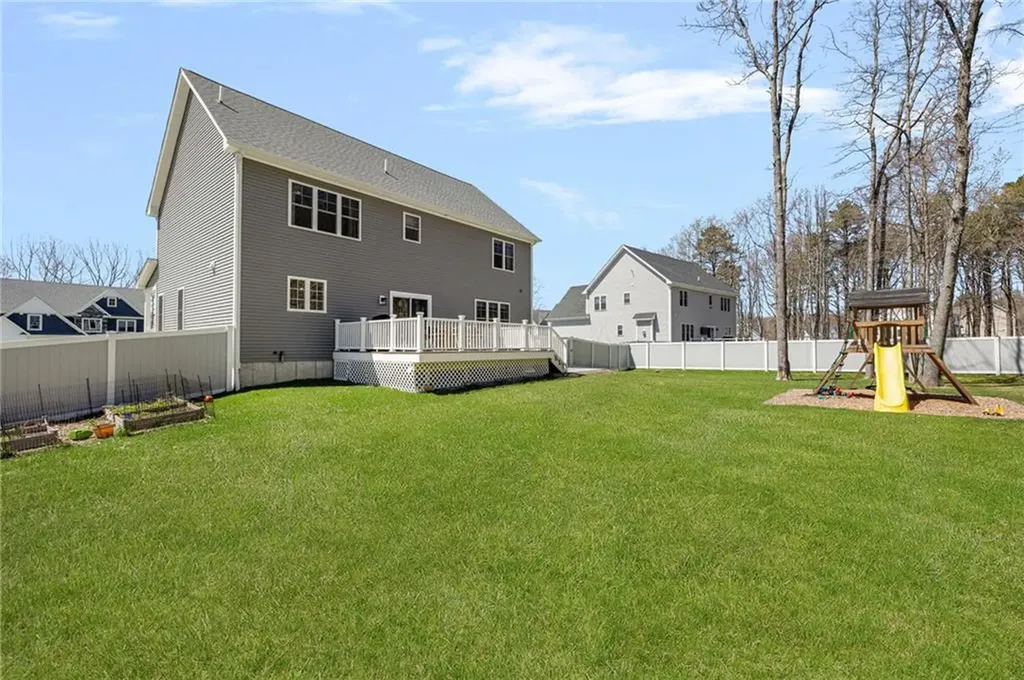 25 Kristin Drive Cranston RI 02921