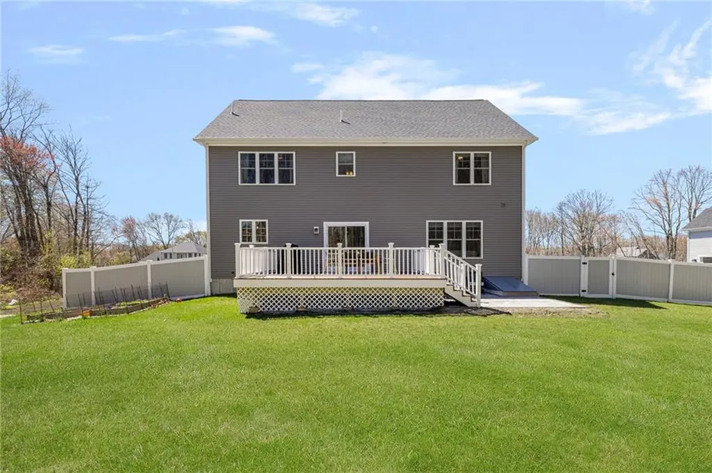 25 Kristin Drive Cranston RI 02921