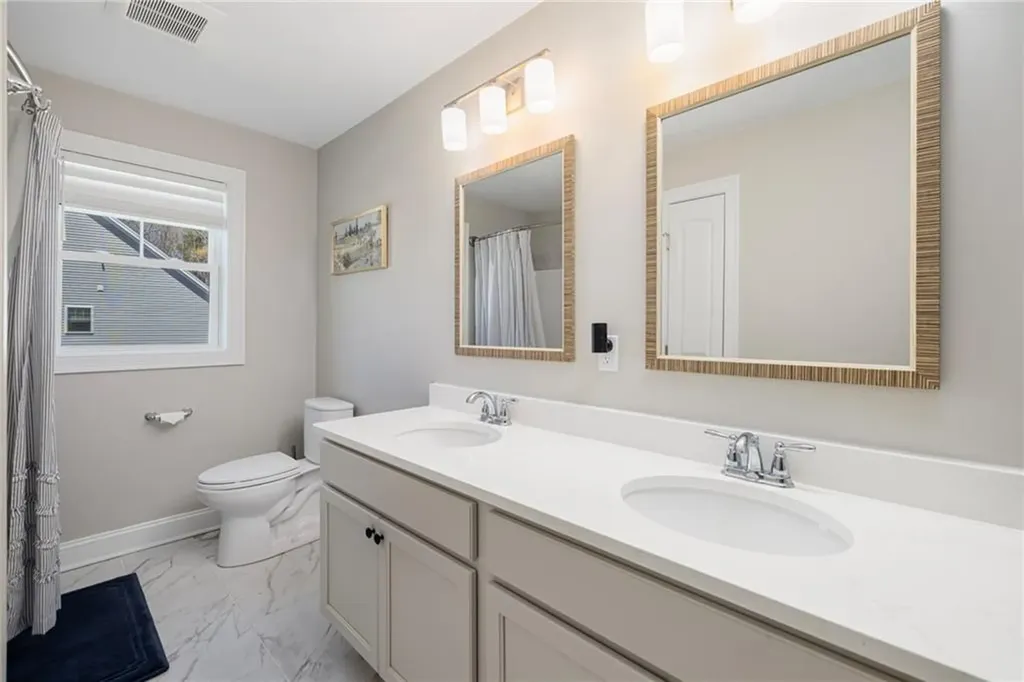 25 Kristin Drive Cranston RI 02921