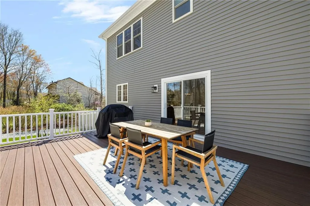 25 Kristin Drive Cranston RI 02921