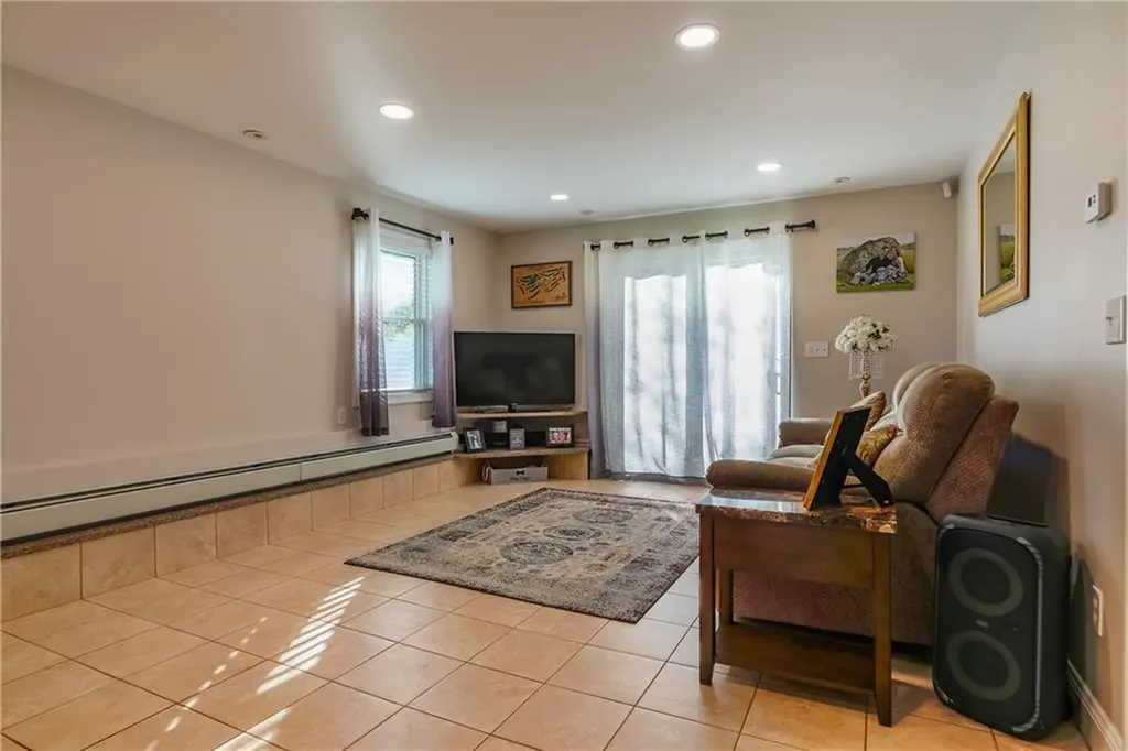 136 Bishop Hill Road Johnston RI 02919