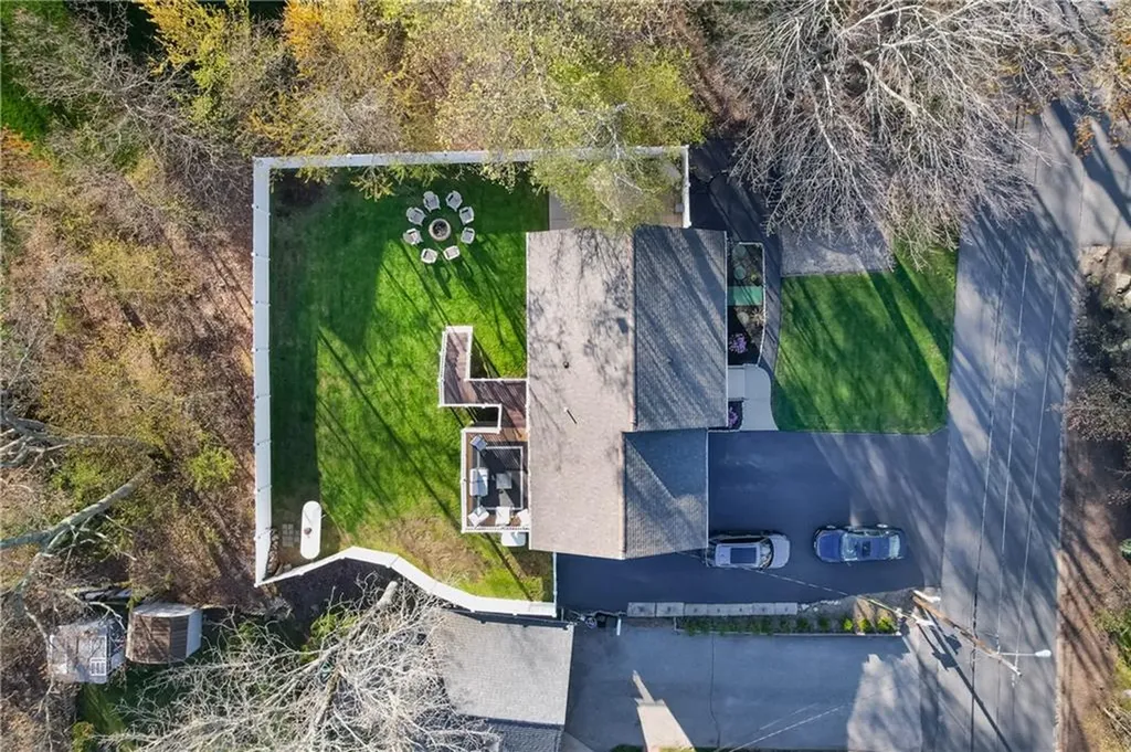 136 Bishop Hill Road Johnston RI 02919