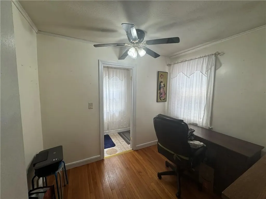 215 Roosevelt Street Providence RI 02909