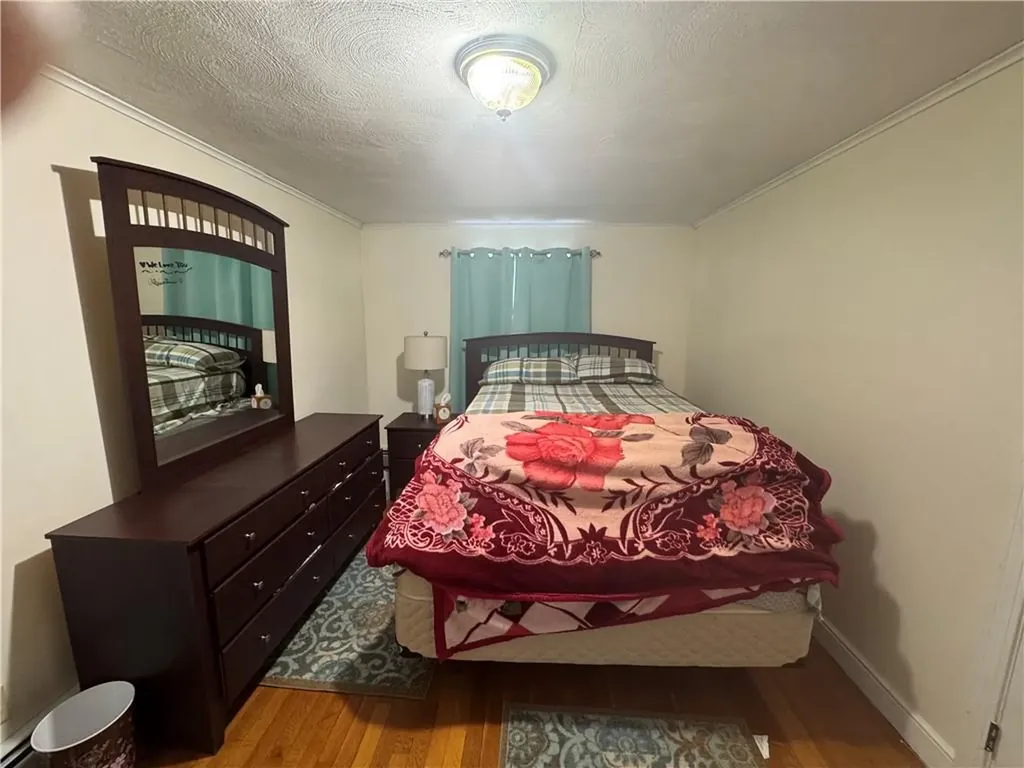 215 Roosevelt Street Providence RI 02909