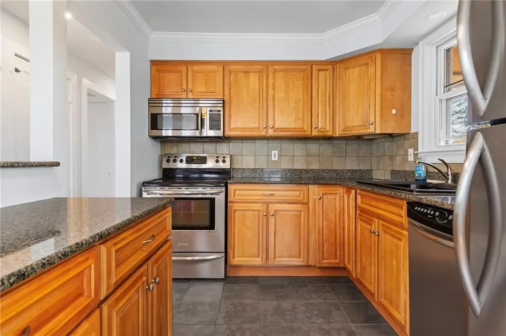 65 Seba Kent Road Pawtucket RI 02861