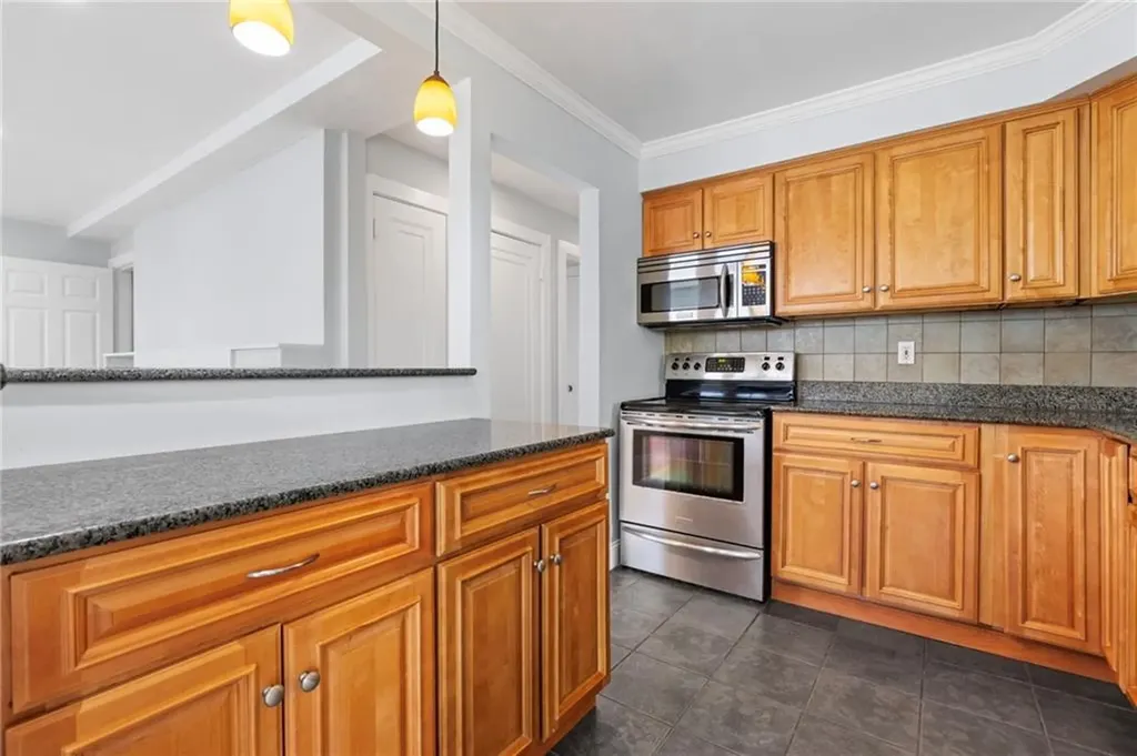 65 Seba Kent Road Pawtucket RI 02861