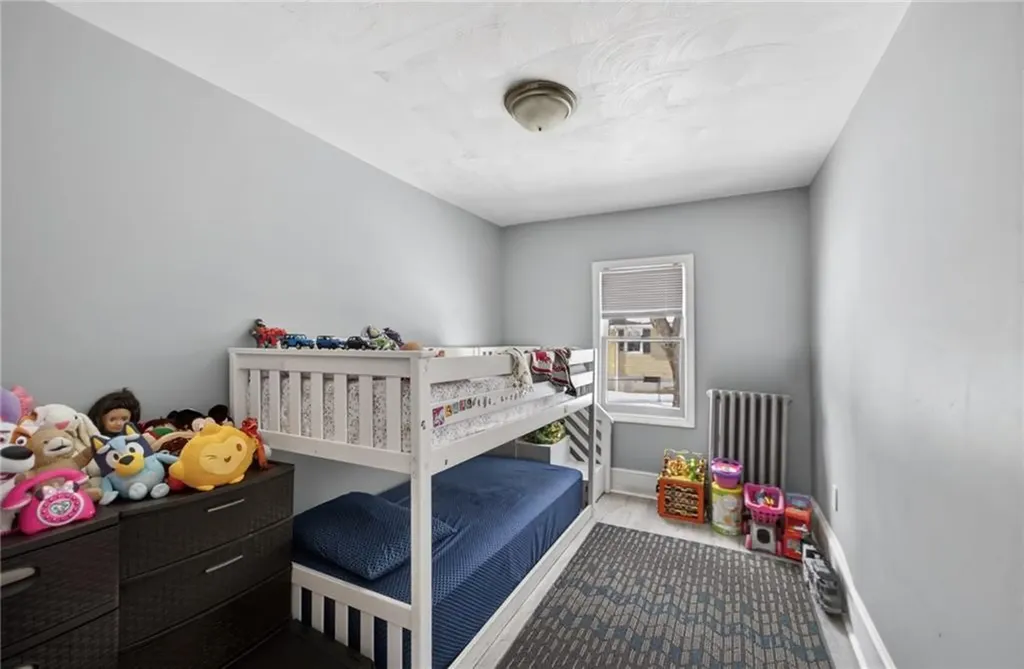 79 Chestnut Hill Avenue Cranston RI 02920