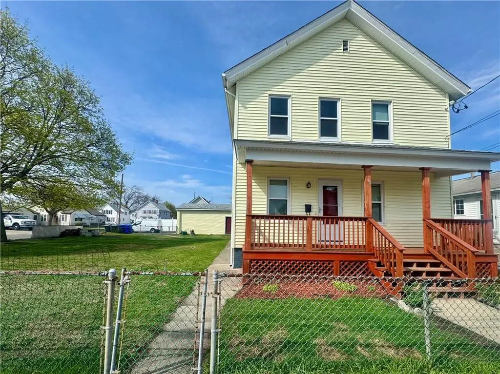 142 Carter Avenue Pawtucket RI 02861