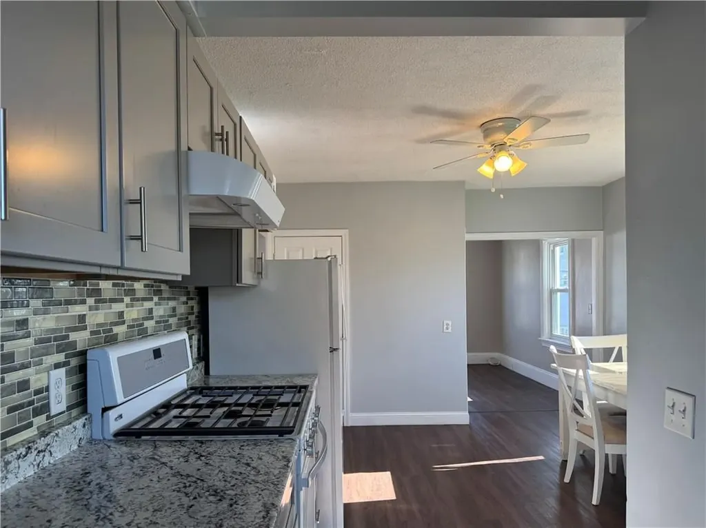 142 Carter Avenue Pawtucket RI 02861