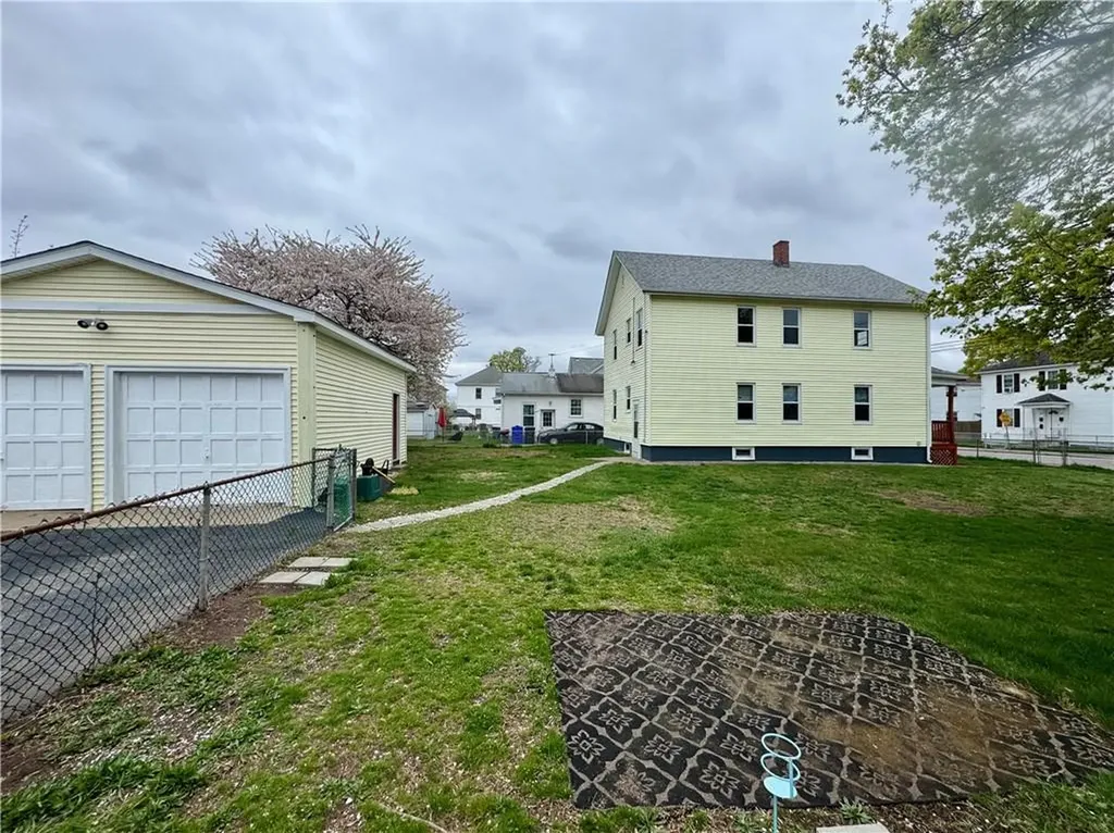 142 Carter Avenue Pawtucket RI 02861
