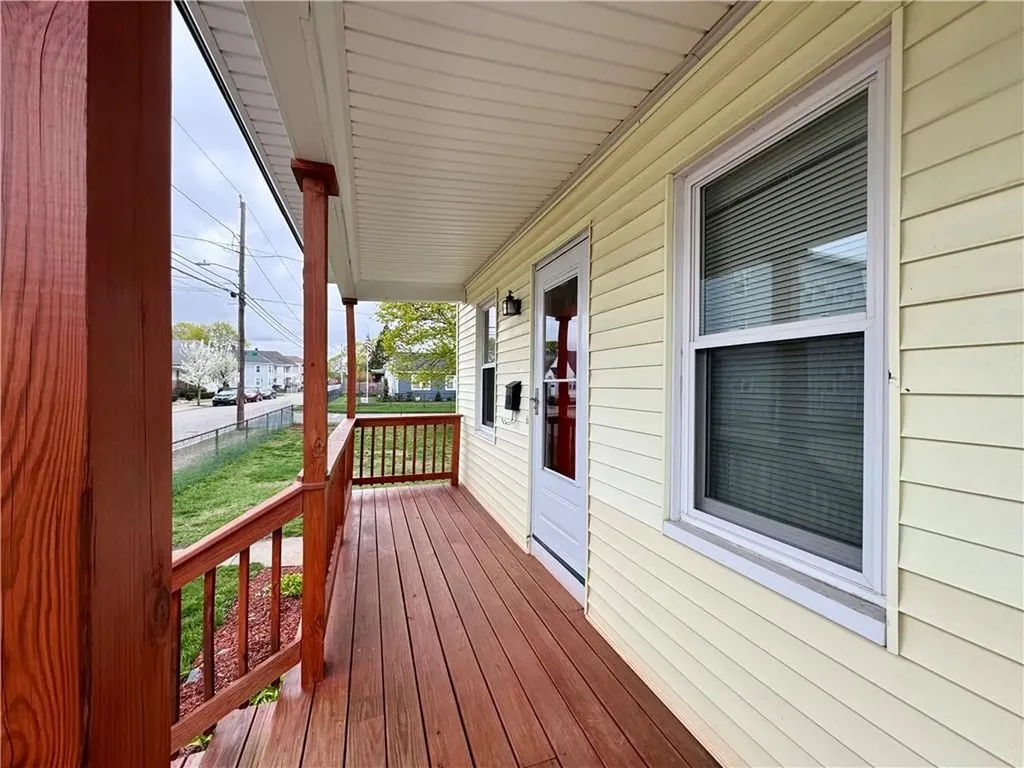 142 Carter Avenue Pawtucket RI 02861