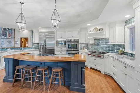 230 Briarbrook Drive North Kingstown RI 02852