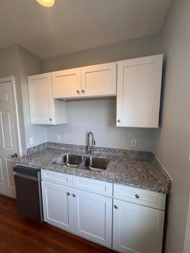 17 19 Sixth Street Providence RI 02906