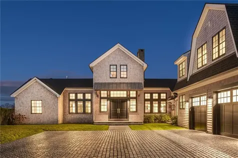 424 Third Beach Road Middletown RI 02842