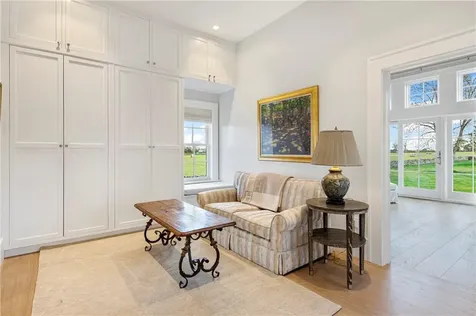 424 Third Beach Road Middletown RI 02842
