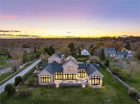 424 Third Beach Road Middletown RI 02842