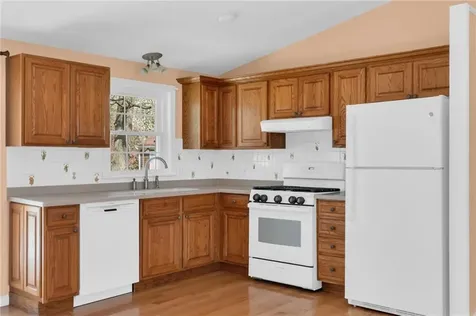175 Monroe Street Warwick RI 02888
