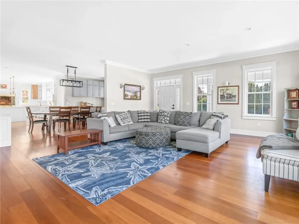 116 Nayatt Road Barrington RI 02806