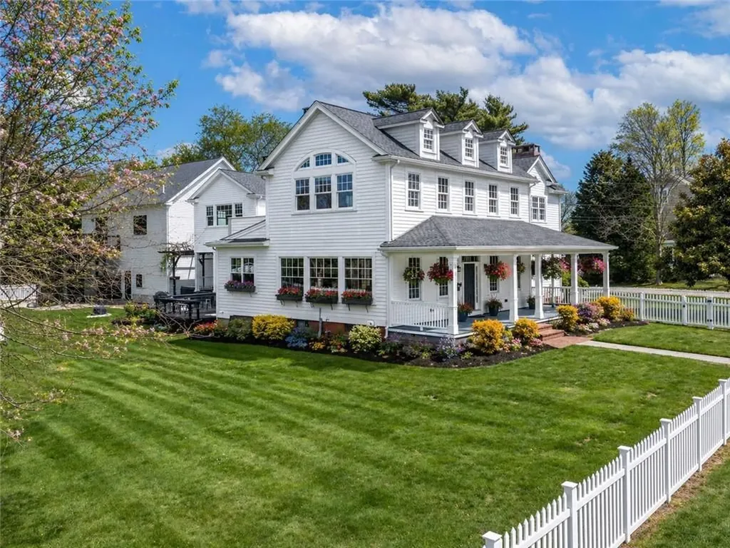 116 Nayatt Road Barrington RI 02806