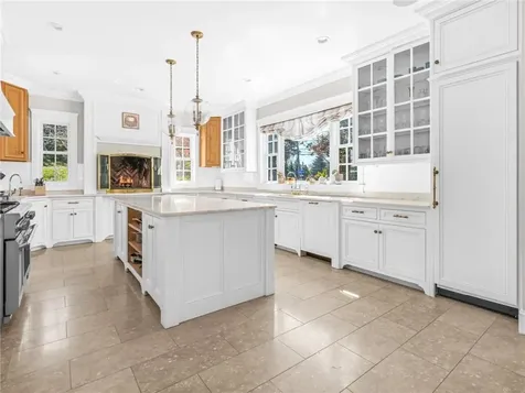 116 Nayatt Road Barrington RI 02806