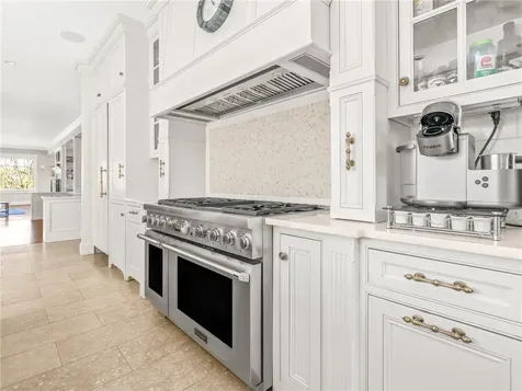 116 Nayatt Road Barrington RI 02806