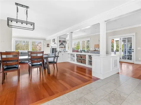 116 Nayatt Road Barrington RI 02806
