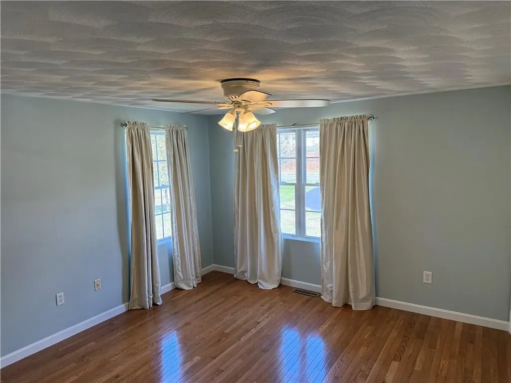 20 Casey Lane Coventry RI 02816