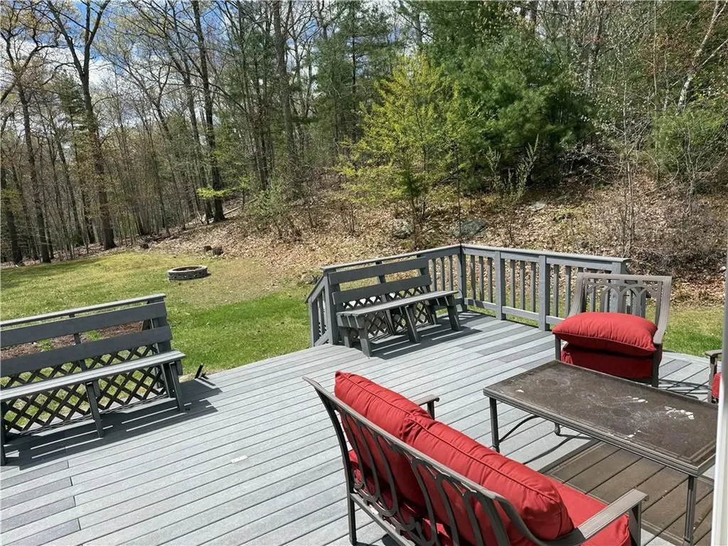 20 Casey Lane Coventry RI 02816