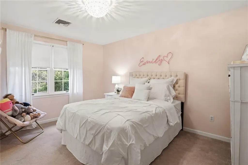 355 Larchwood Drive Warwick RI 02886