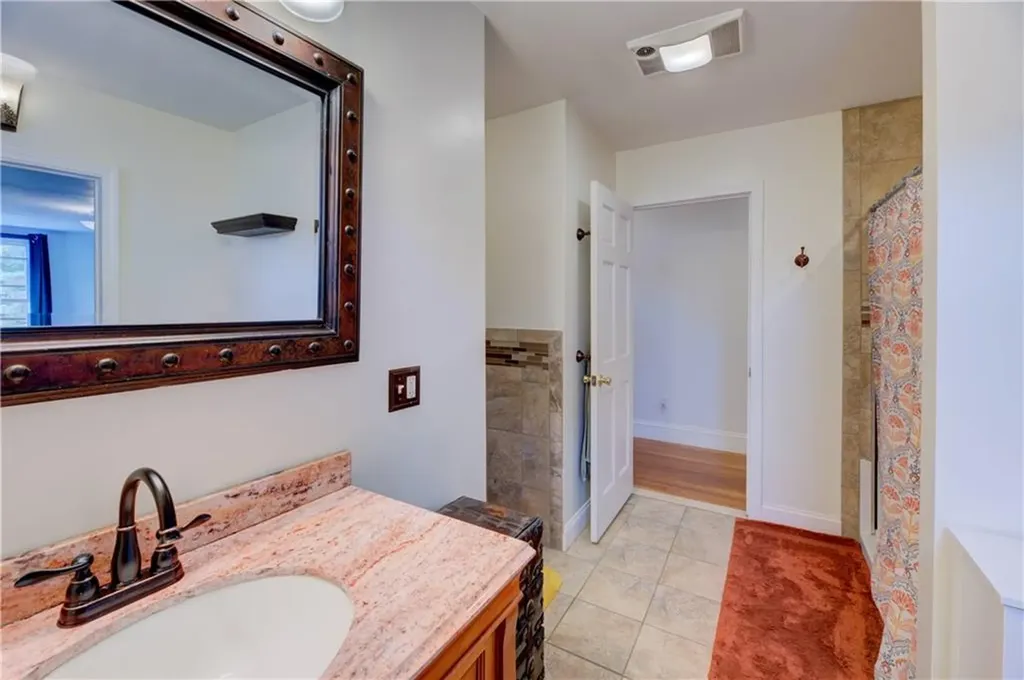 333 Greenwood Avenue Warwick RI 02886
