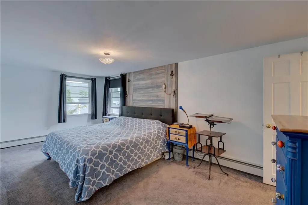 333 Greenwood Avenue Warwick RI 02886