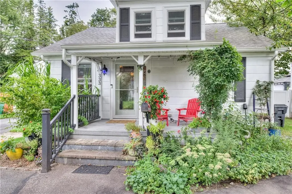 333 Greenwood Avenue Warwick RI 02886